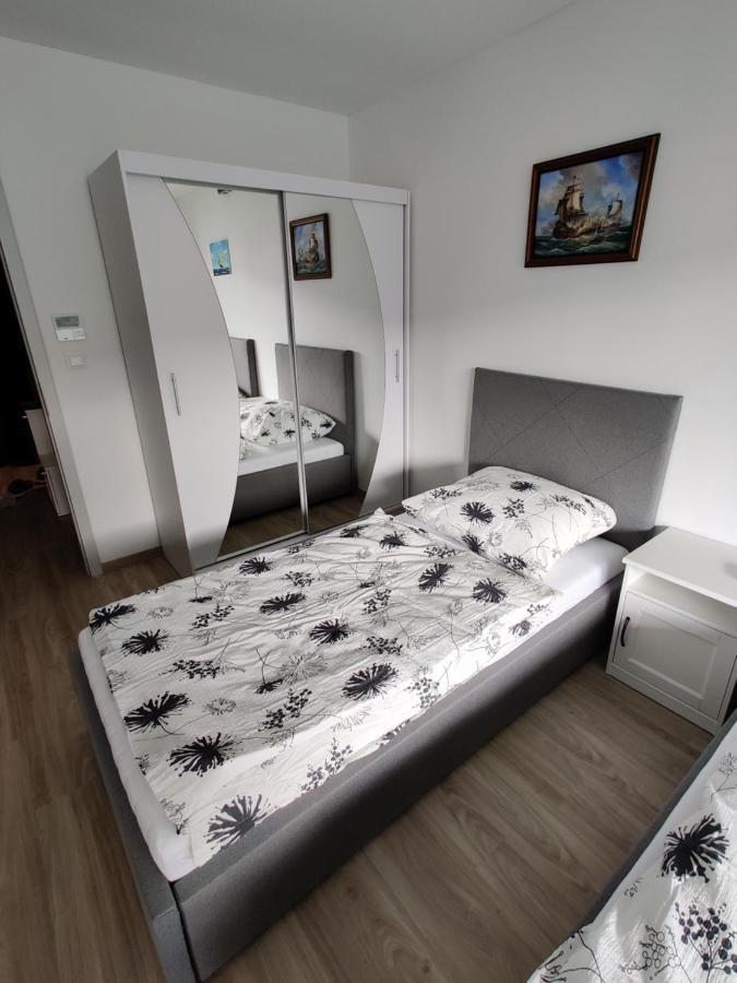 Pirat Apartman Apartment Siofok Luaran gambar